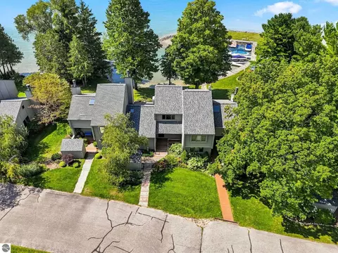 5954 S East Torch Lake Dr, Bellaire, MI 49615