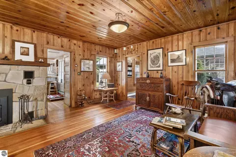 Living - 3182 Twin Pine Rd, Grayling, MI 49738 photo 3 of 9