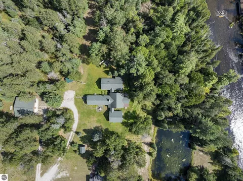 View/Area - 3182 Twin Pine Rd, Grayling, MI 49738 photo 5 of 9