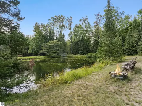Exterior - 3182 Twin Pine Rd, Grayling, MI 49738 photo 10 of 18