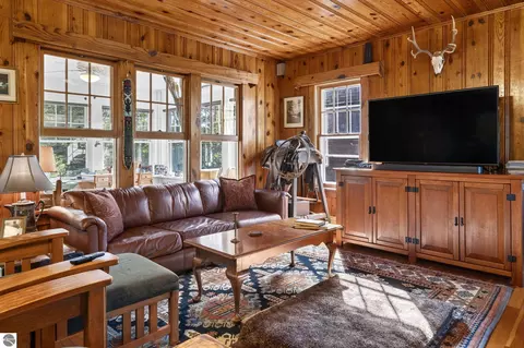 Living - 3182 Twin Pine Rd, Grayling, MI 49738 photo 8 of 9