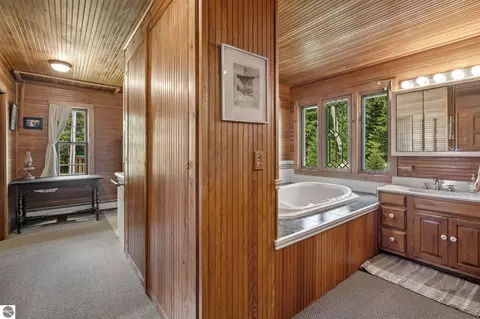 Entry Way - 3182 Twin Pine Rd, Grayling, MI 49738 photo 3 of 6