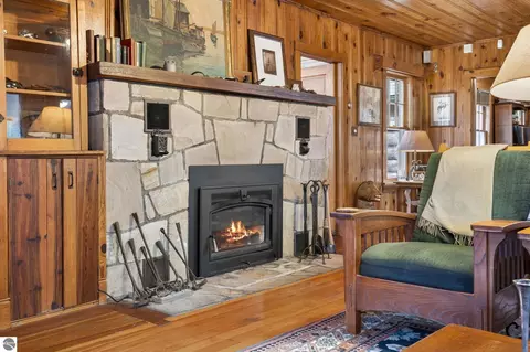 Living - 3182 Twin Pine Rd, Grayling, MI 49738 photo 6 of 9