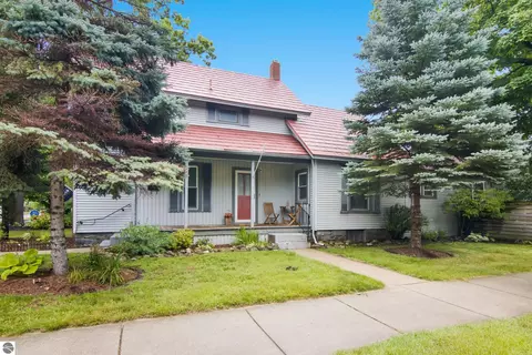 202 E Ninth St, Traverse City, MI 49686