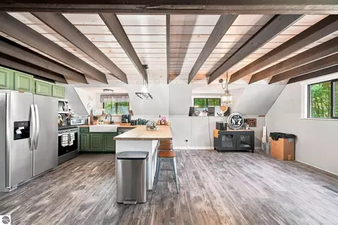 Kitchen - 7181 E 12 Rd, Manton, MI 49633 photo 4 of 4