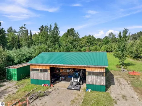 Exterior - 7181 E 12 Rd, Manton, MI 49633 photo 10 of 17