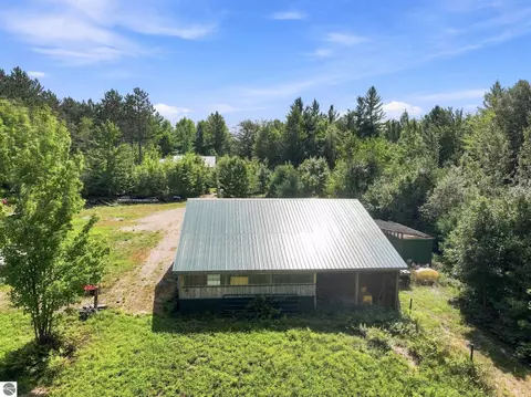 Exterior - 7181 E 12 Rd, Manton, MI 49633 photo 11 of 17