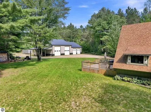 Exterior - 7181 E 12 Rd, Manton, MI 49633 photo 8 of 17