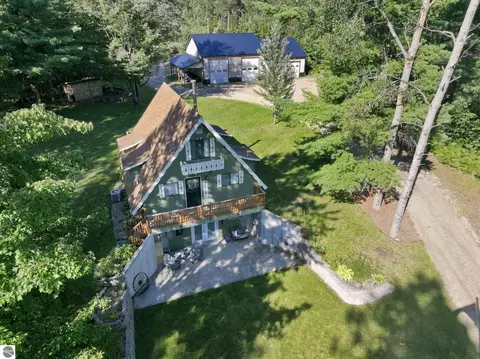 Exterior - 7181 E 12 Rd, Manton, MI 49633 photo 5 of 17