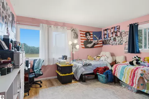 Bedroom - 1922 E Darga Rd, Cedar, MI 49621 photo 4 of 5