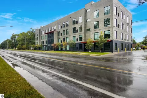1825 Eighth St # 214, Traverse City, MI 49686