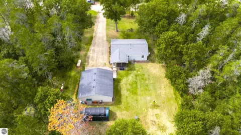 View/Area - 116 Hilltop Dr, Roscommon, MI 48653 photo 4 of 4