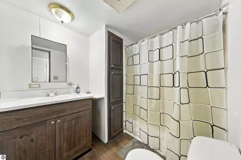Bath - 4645 S 23 Rd, Boon, MI 49618 photo 1 of 2