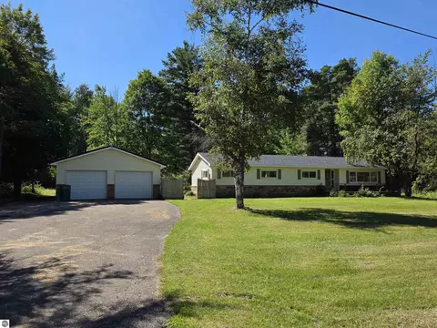 945 Monument Rd, Tawas City, MI 48763