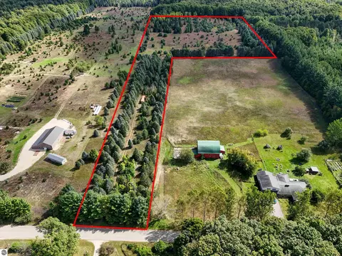 000 Hart, South Boardman, MI 49680
