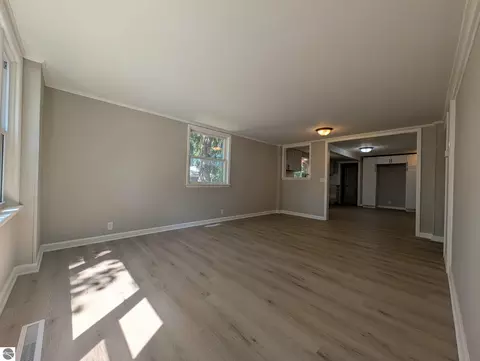 Living - 420 N Maple St, Ithaca, MI 48847 photo 1 of 2