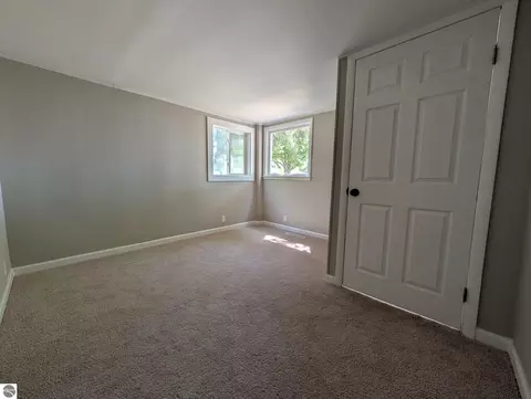 Bedroom - 420 N Maple St, Ithaca, MI 48847 photo 4 of 13