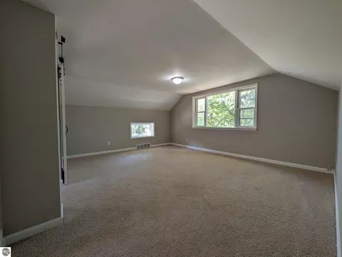 Bedroom - 420 N Maple St, Ithaca, MI 48847 photo 10 of 13