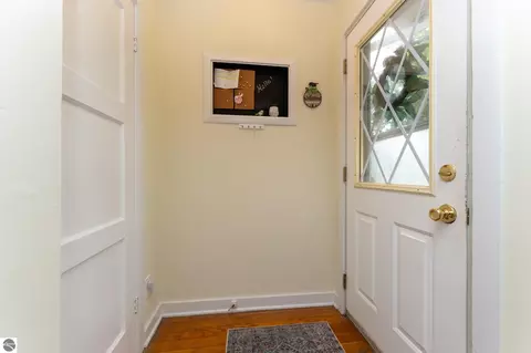 Entry Way - 1015 E 1015 12 E High St, Mount Pleasant, MI 48858 photo 4 of 4