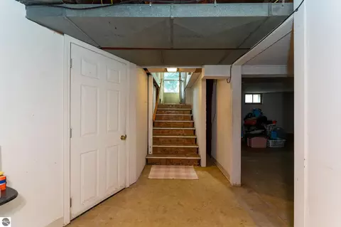 Entry Way - 1015 E 1015 12 E High St, Mount Pleasant, MI 48858 photo 3 of 4