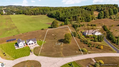 2446 Tyler Hills Dr, Traverse City, MI 49685