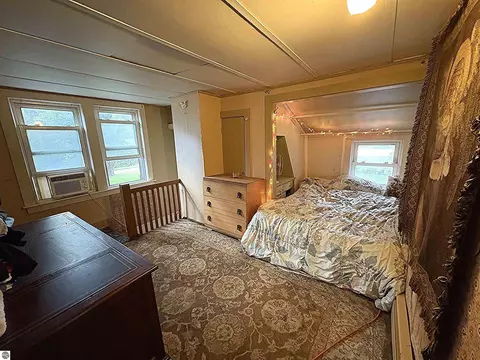 Bedroom - 1430 3rd Ave, Howell, MI 48843 photo 3 of 3