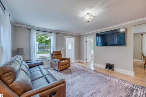 Living - 112 Wright St, West Branch, MI 48661 photo 2 of 2