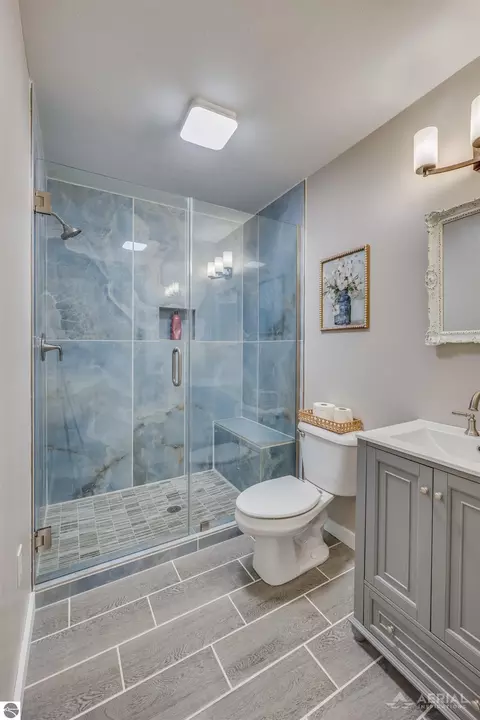 Bath - 112 Wright St, West Branch, MI 48661 photo 1 of 4