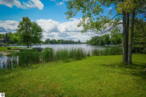 Exterior - 5260 N Hockaday Rd, Gladwin, MI 48624 photo 16 of 17
