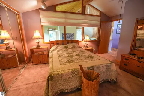 Bedroom - 5260 N Hockaday Rd, Gladwin, MI 48624 photo 7 of 8