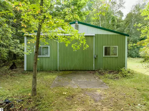 Exterior - 2689 Husak Rd, Standish, MI 48658 photo 12 of 12