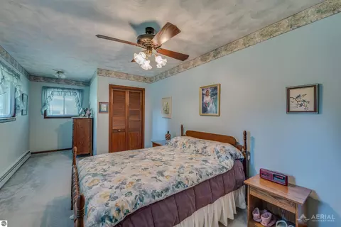 Bedroom - 2689 Husak Rd, Standish, MI 48658 photo 1 of 4