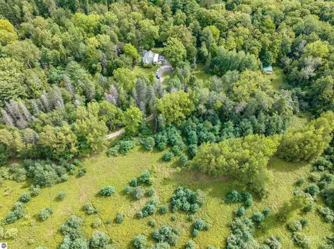 View/Area - 2689 Husak Rd, Standish, MI 48658 photo 4 of 7