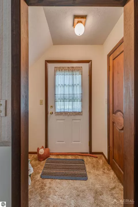 Entry Way - 2689 Husak Rd, Standish, MI 48658 photo 3 of 4