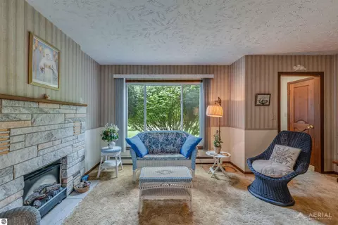 Living - 2689 Husak Rd, Standish, MI 48658 photo 3 of 3