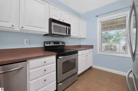 Kitchen - 576 N Huron Rd # 102, Au Gres, MI 48703 photo 2 of 3