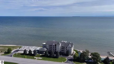 View/Area - 576 N Huron Rd # 102, Au Gres, MI 48703 photo 5 of 9
