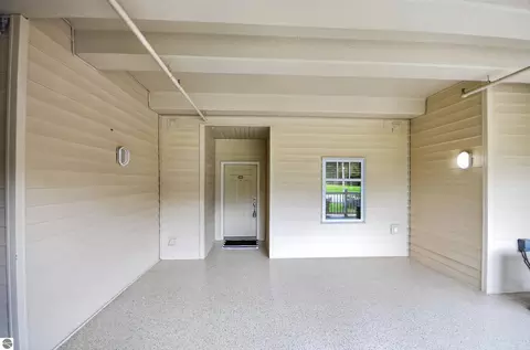 Exterior - 576 N Huron Rd # 102, Au Gres, MI 48703 photo 4 of 10
