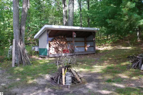 Exterior - 797 Kenyon Rd, Lupton, MI 48635 photo 8 of 8