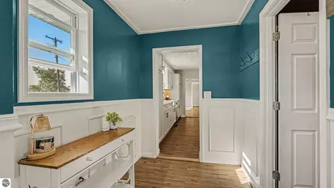 Entry Way - 3212 E Surrey Rd, Clare, MI 48617 photo 2 of 3