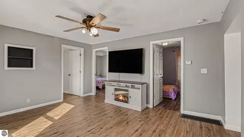 Entry Way - 3212 E Surrey Rd, Clare, MI 48617 photo 3 of 3