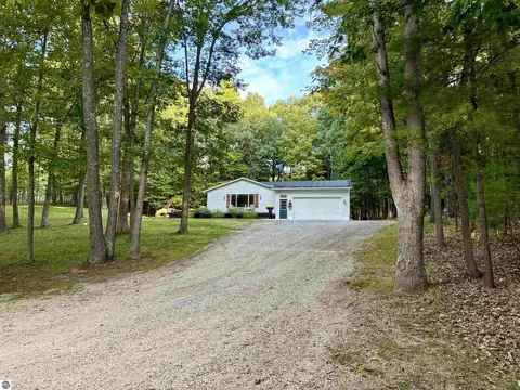 3061 N Arbutus Lake Rd, Traverse City, MI 49684