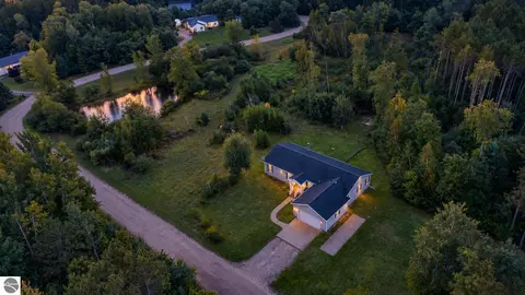 916 N Pine Ridge Dr # 46, Ludington, MI 49431