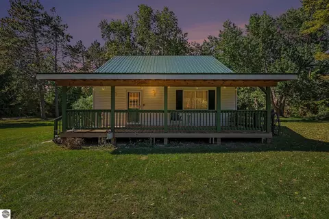 8406 Clouse Rd, South Branch, MI 48761