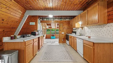 Kitchen - 5250 Logging Trl, Sears, MI 49679 photo 1 of 2