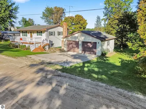 Exterior - 2372 Lake View Dr, Hale, MI 48739 photo 3 of 3