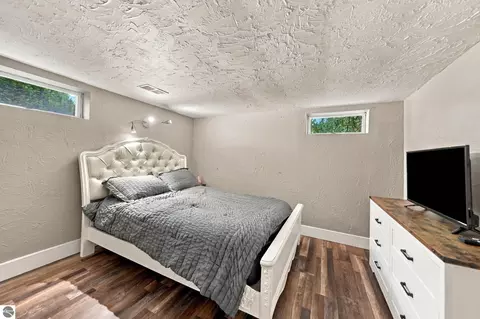 Bedroom - 707 Pine St, Elk Rapids, MI 49629 photo 10 of 10