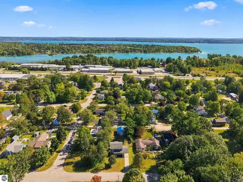 View/Area - 707 Pine St, Elk Rapids, MI 49629 photo 10 of 14
