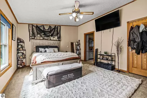 Bedroom - 4812 SE County Line Rd, Shepherd, MI 48883 photo 1 of 4