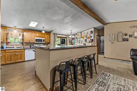 Kitchen - 4812 SE County Line Rd, Shepherd, MI 48883 photo 3 of 3